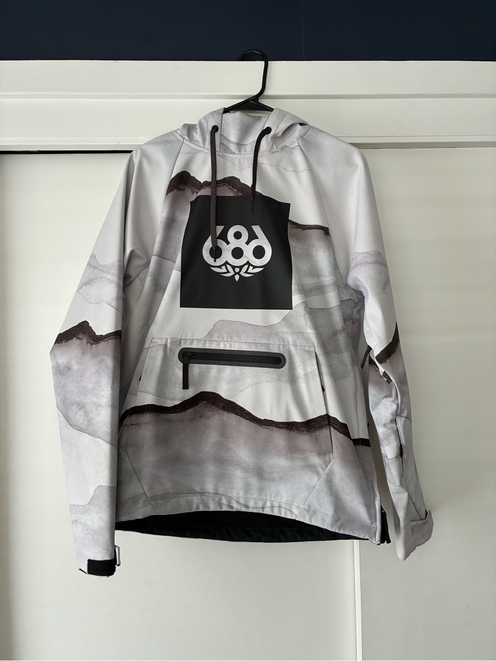 686 Men’s Waterproof Snowboard Pullover Anorak Jacket Size S White Camo - Picture 3 of 16